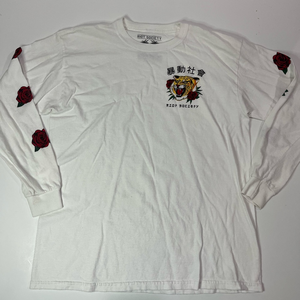 Boys XL White Riot Society Long Sleeve Tee